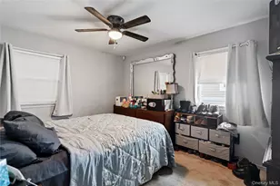 40 Belmont Blvd, Elmont, NY 11003 - Photo 15