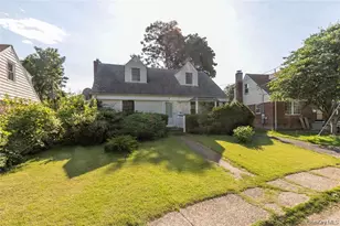 6 Grady Ct, Great Neck, NY 11023 - Photo 19