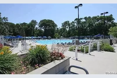 6 Grady Court, Great Neck, NY 11023 - Photo 25