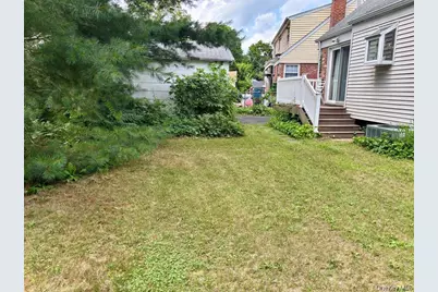 6 Grady Court, Great Neck, NY 11023 - Photo 15