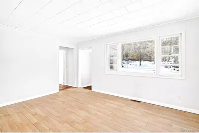 7 Fern Trail, Wurtsboro, NY 12790 - Photo 11