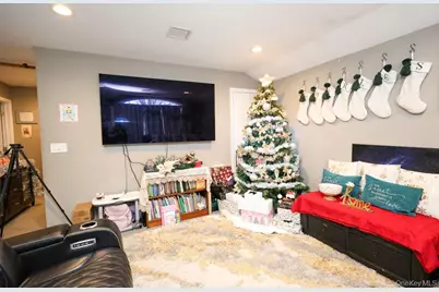 14520 133rd Avenue, Jamaica, NY 11436 - Photo 15