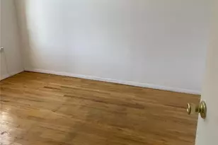 62 Middle Neck Rd, Great Neck, NY 11021 - Photo 9