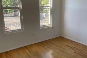 62 Middle Neck Rd, Great Neck, NY 11021 - Photo 3