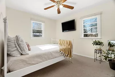 4 Laura Drive, Airmont, NY 10952 - Photo 19