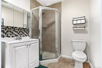 4 Laura Drive, Airmont, NY 10952 - Photo 25