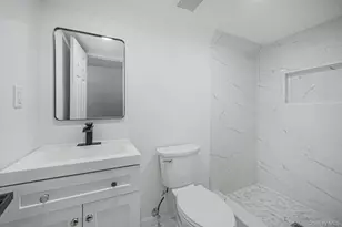 167 Silverleaf Ln, Islandia, NY 11749 - Photo 37