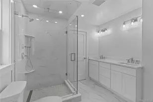 561 King St, Port Chester, NY 10573 - Photo 17