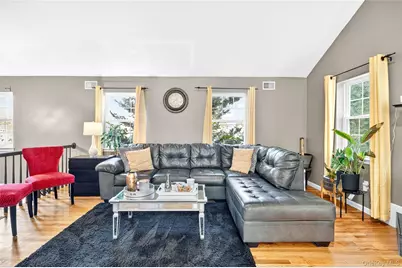 131 Erie Avenue, New Windsor, NY 12553 - Photo 5