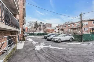 147-45 Barclay Ave, Flushing, NY 11355 - Photo 25