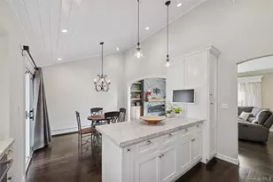 1123 Bernard Dr, Westbury, NY 11590 - Photo 21