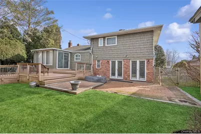 1123 Bernard Drive, Westbury, NY 11590 - Photo 39