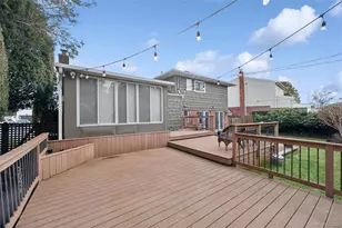 1123 Bernard Dr, Westbury, NY 11590 - Photo 43