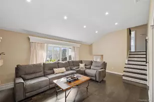 1123 Bernard Dr, Westbury, NY 11590 - Photo 25