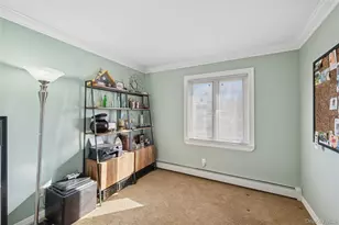 1123 Bernard Dr, Westbury, NY 11590 - Photo 31