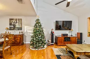 25 Fordham Pl, Bay Shore, NY 11706 - Photo 7