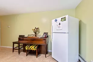 25 Fordham Pl, Bay Shore, NY 11706 - Photo 25