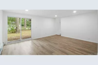 461 Avondale Drive, Shirley, NY 11967 - Photo 9