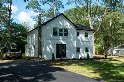 461 Avondale Drive, Shirley, NY 11967 - Photo 3