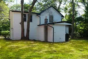 461 Avondale Dr, Shirley, NY 11967 - Photo 17