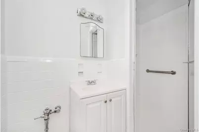 3530 Henry Hudson Parkway #1E, Bronx, NY 10463 - Photo 19