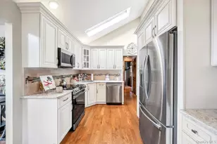 60 Essex Rd, Bethpage, NY 11714 - Photo 3