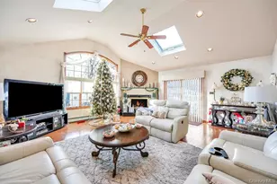 60 Essex Rd, Bethpage, NY 11714 - Photo 9