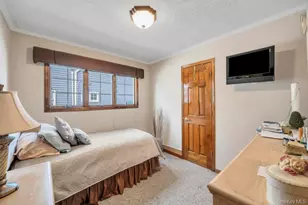 60 Essex Rd, Bethpage, NY 11714 - Photo 15