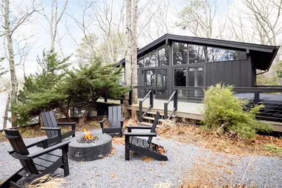 15 Lake View Court, Southampton, NY 11968 - Photo 1