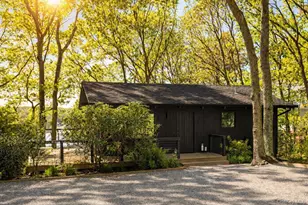 15 Lake View Ct, Southampton, NY 11968 - Photo 9