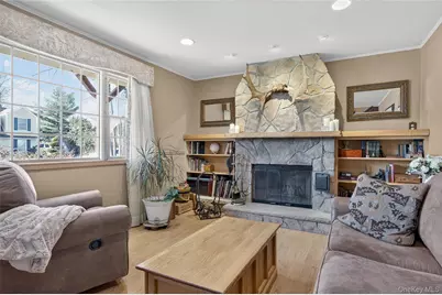 350 Pin Oak Lane, Westbury, NY 11590 - Photo 7