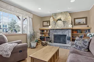 350 Pin Oak Ln, Westbury, NY 11590 - Photo 7