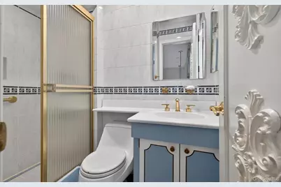 7 Carling Drive, New Hyde Park, NY 11040 - Photo 39