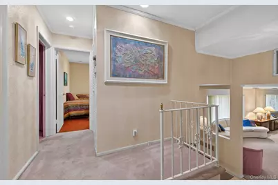 7 Carling Drive, New Hyde Park, NY 11040 - Photo 29