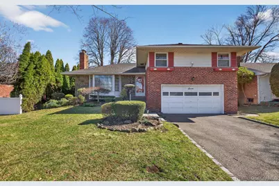 7 Carling Drive, New Hyde Park, NY 11040 - Photo 1