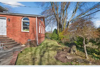 7 Carling Drive, New Hyde Park, NY 11040 - Photo 41