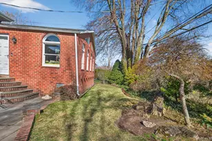 7 Carling Dr, New Hyde Park, NY 11040 - Photo 41