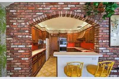 7 Carling Drive, New Hyde Park, NY 11040 - Photo 25