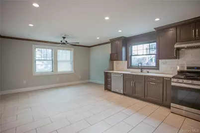 59 Clinton Avenue, Inwood, NY 11096 - Photo 5