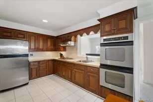 1224 Knickerbocker Ave, Mamaroneck, NY 10543 - Photo 11