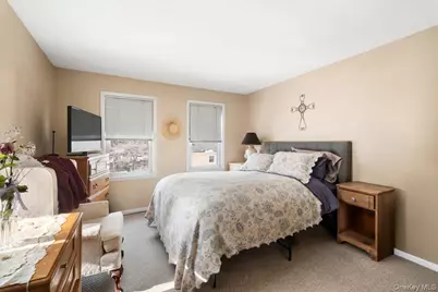 1224 Knickerbocker Avenue, Mamaroneck, NY 10543 - Photo 27