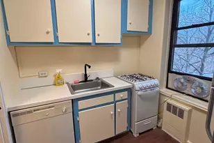 224-24 Union Tpke, Oakland Gardens, NY 11364 - Photo 7