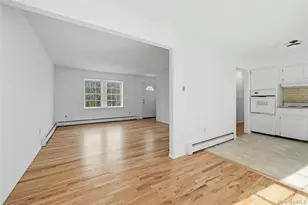 23 Amagansett Dr, Sound Beach, NY 11789 - Photo 7