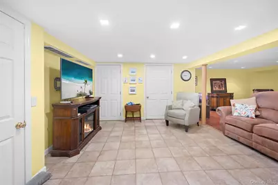 47-52 245th Street, Douglaston, NY 11362 - Photo 25