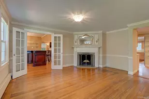 246 Park Ave, Manhasset, NY 11030 - Photo 7