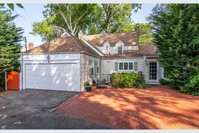 246 Park Avenue, Manhasset, NY 11030 - Photo 33