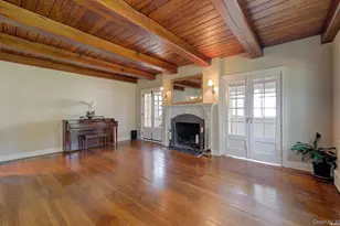 246 Park Ave, Manhasset, NY 11030 - Photo 3