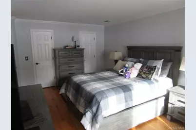 342 Clubhouse Court, Coram, NY 11727 - Photo 11