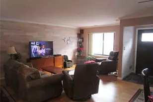 342 Clubhouse Ct, Coram, NY 11727 - Photo 5