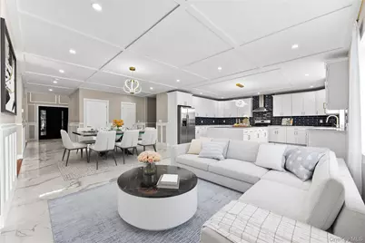 311 Lyon Street, Valley Stream, NY 11580 - Photo 19